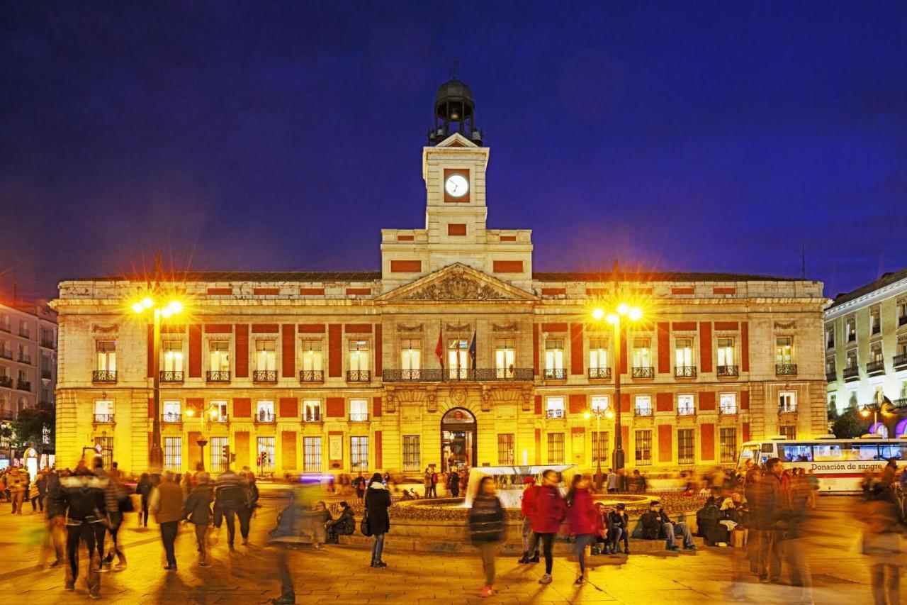 Apartamentos Felipe IV Plaza Mayor Madrid Extérieur photo